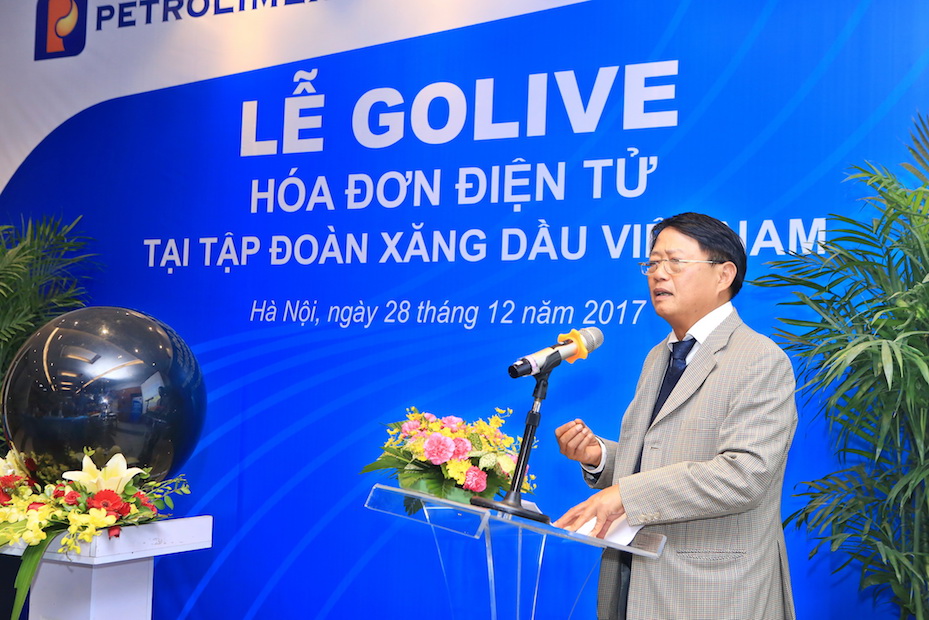 Tổng[-]cục[-]Thuế[-]đánh[-]giá[-]co[-]việc[-]Tập[-]đoàn[-]xăng[-]dầu[-]Việt[-]Nam[-]triển[-]khai[-]hoá[-]đơn[-]điện[-]tử[-]